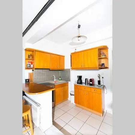 Appartement Penthouse With Nice View And Huge Roof Balcony *