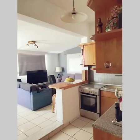 Penthouse With Nice View And Huge Roof Balcony Appartement Rhodes City